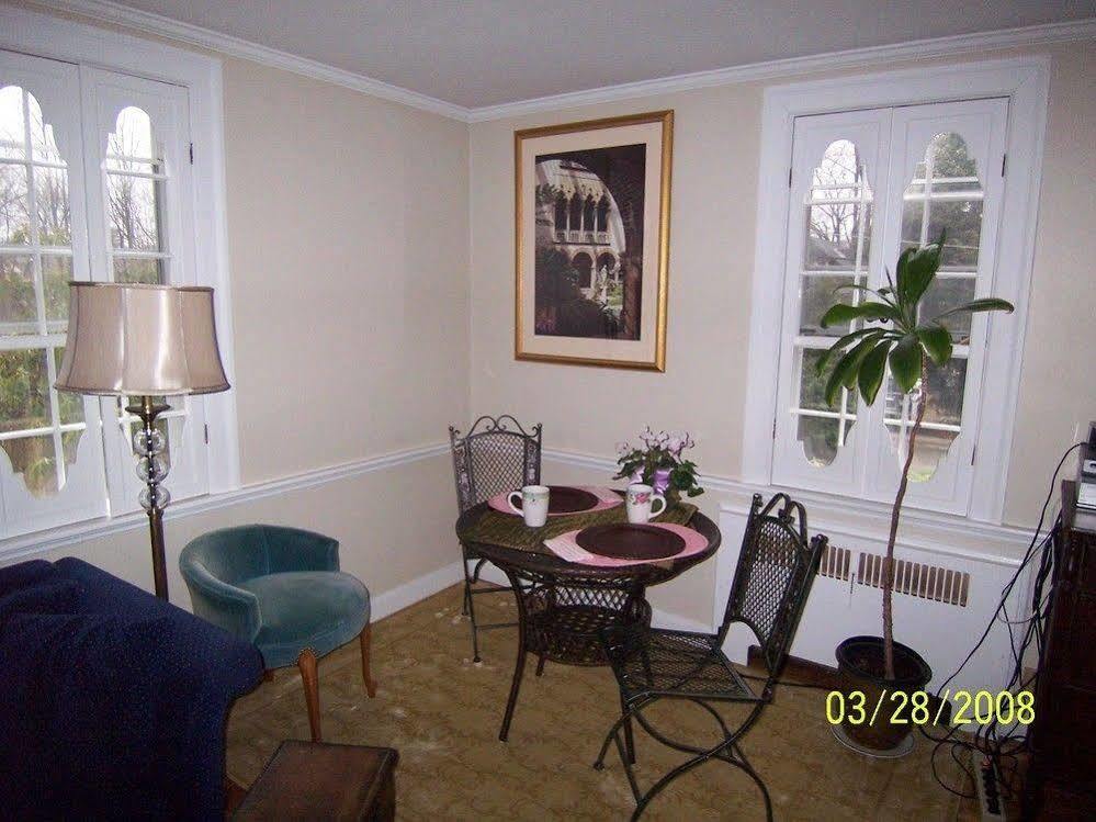 Wellesley Bed And Breakfast Exteriör bild